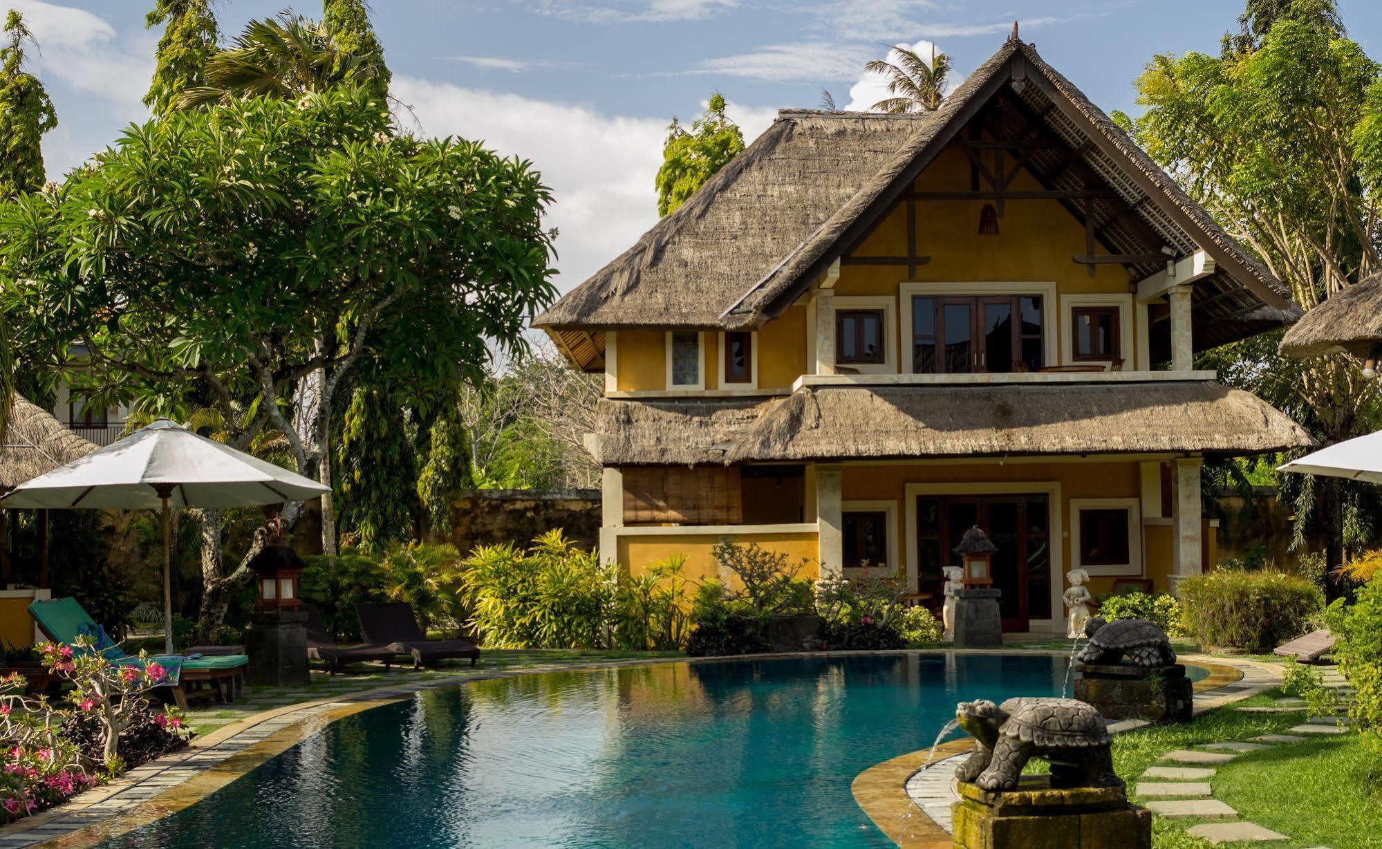 Rumah Bali Nusa Dua  Exterior photo